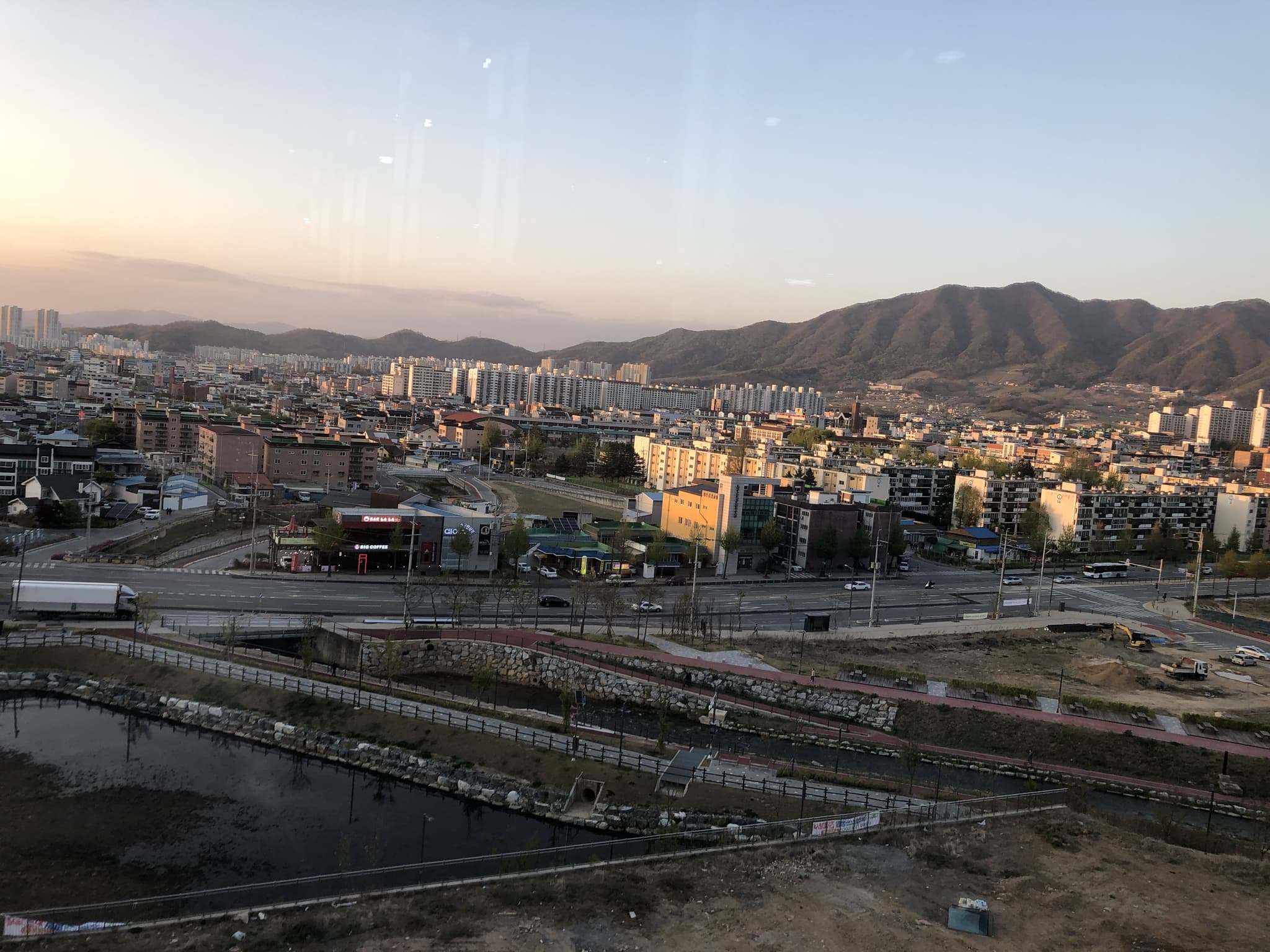 뷰2